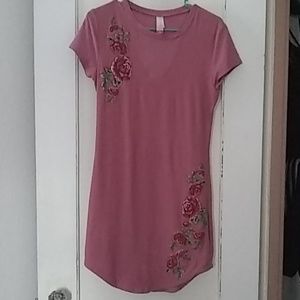 Bodycon Rose-detailed dress